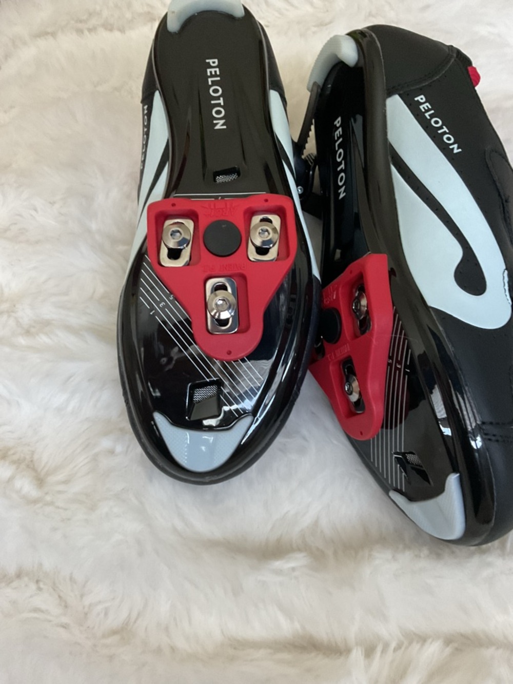 Peloton Black racing shoes with Red Interior and White Accents - Picture 4 of 8